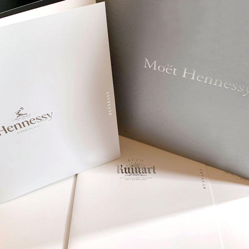 Moët Hennessy Brochure et cofffret de présentation